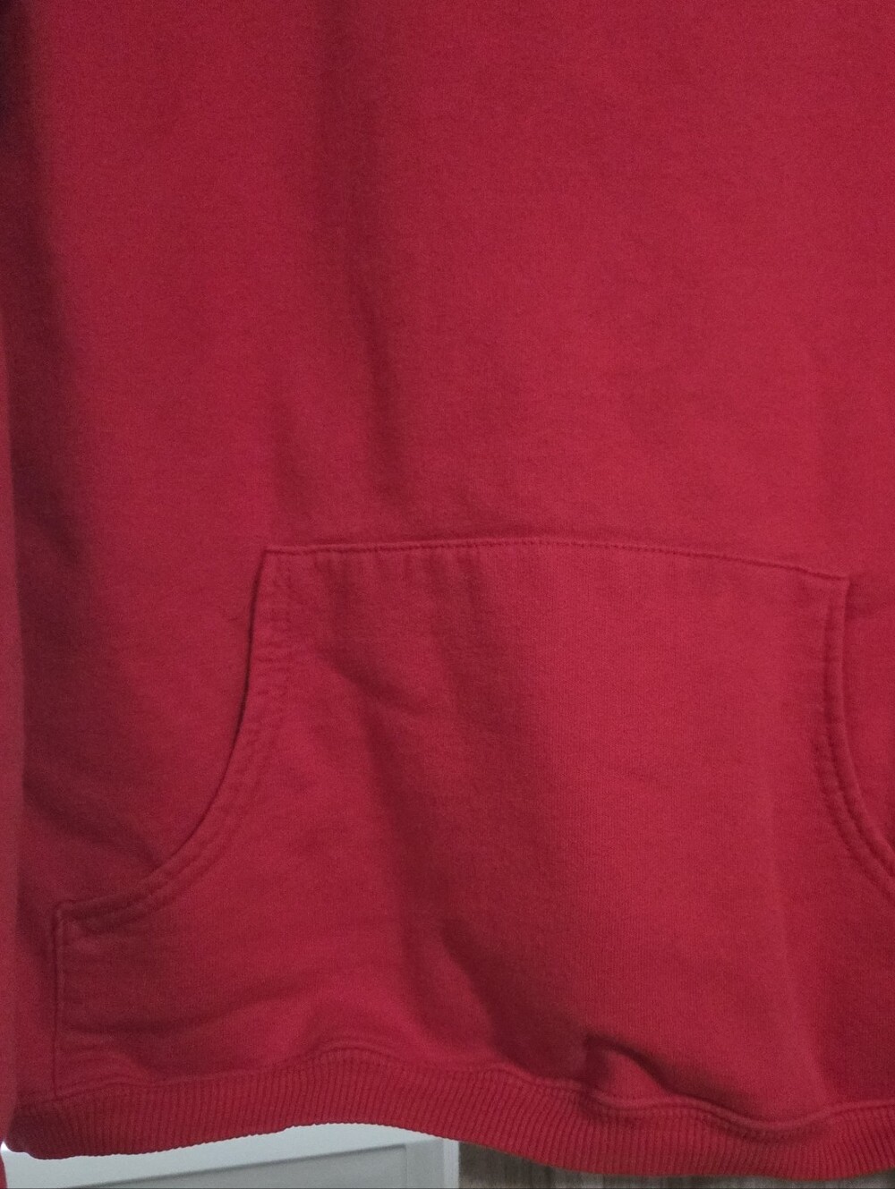 Marlboro Red Hooded Sweatshirt with Sleeve Patch - Picture 4 of 7